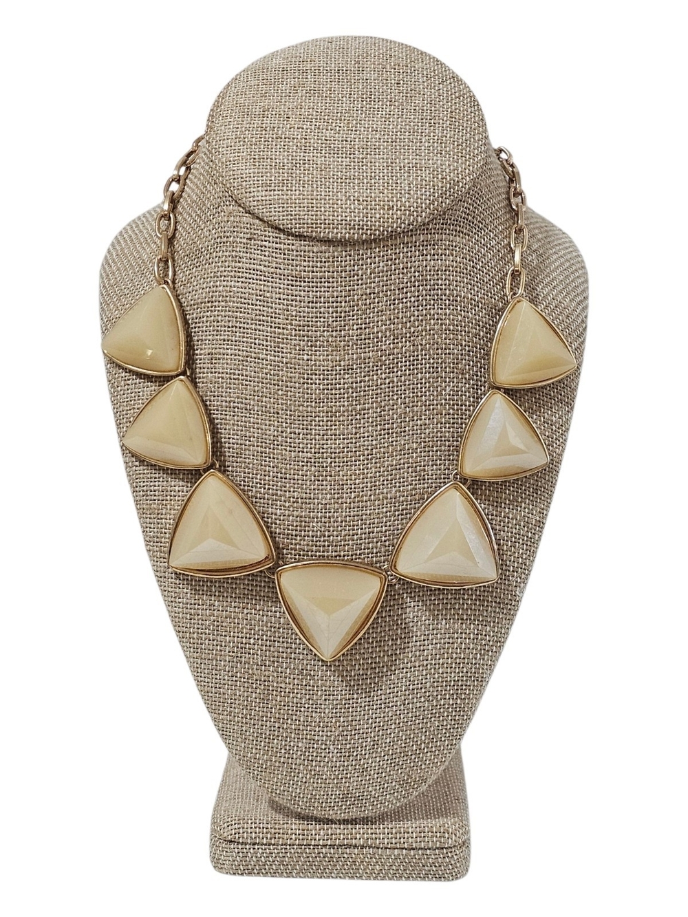 mia Collection By Kim Min Sun Cream and Gold Tone Statement Necklace 18 Inch
